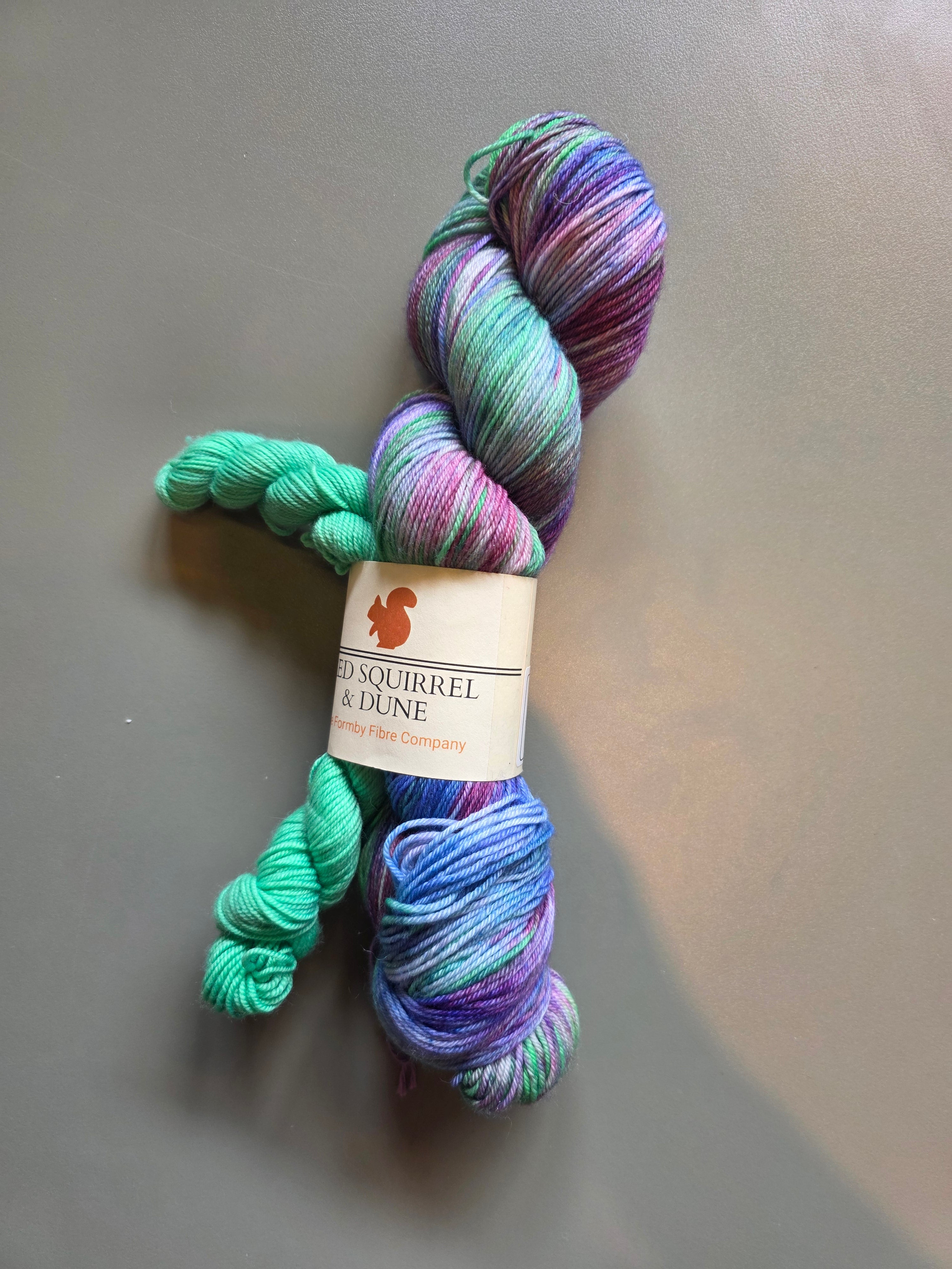 Red Squirrel & Dune Super Soft Sock