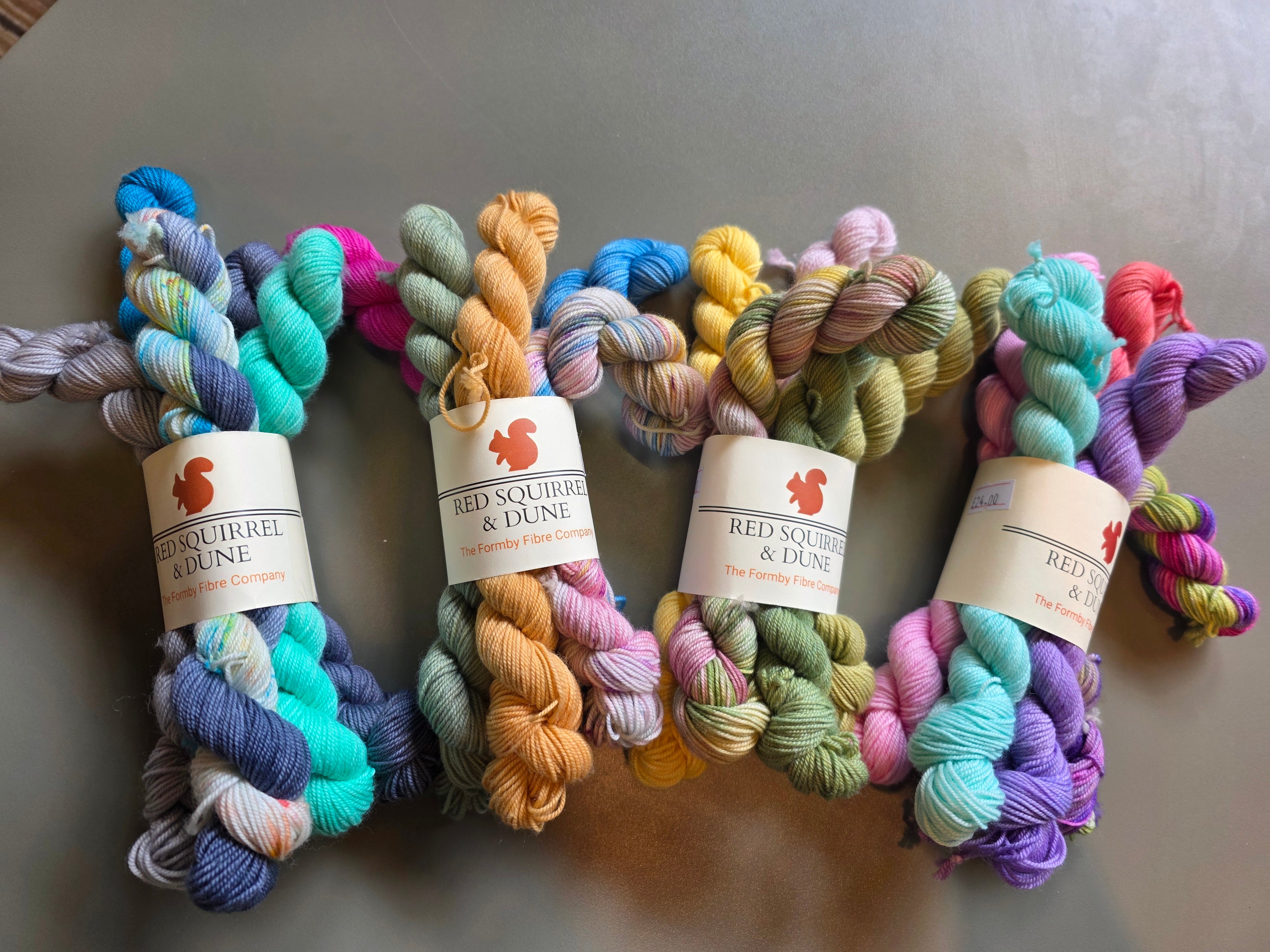 Red Squirrel & Dune Soft Sock Minis